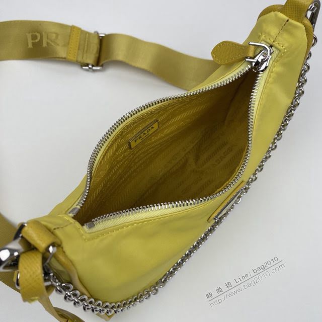 prada女包 普拉達2020新款nylon Hobo手拎包 時尚百搭 prada腋下包 1BH204 Prada單肩斜挎包  pyd2386